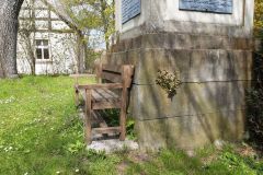 04-web-Ganzer-Ruine