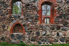 11-web-Ganzer-Ruine