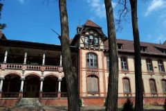 27-web-Anette-Beelitz-Badehaus
