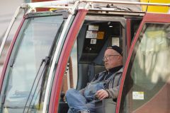 05-web-Lutz-R01-050423